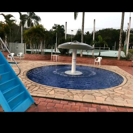 Águas de Lindóia Flat No Hotel Cavalinho Branco חדר תמונה
